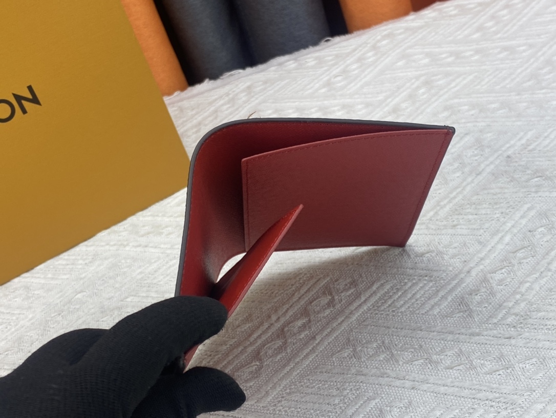 ルイ・ヴィトン パスポートカバー クーヴェルテュール･パスポール