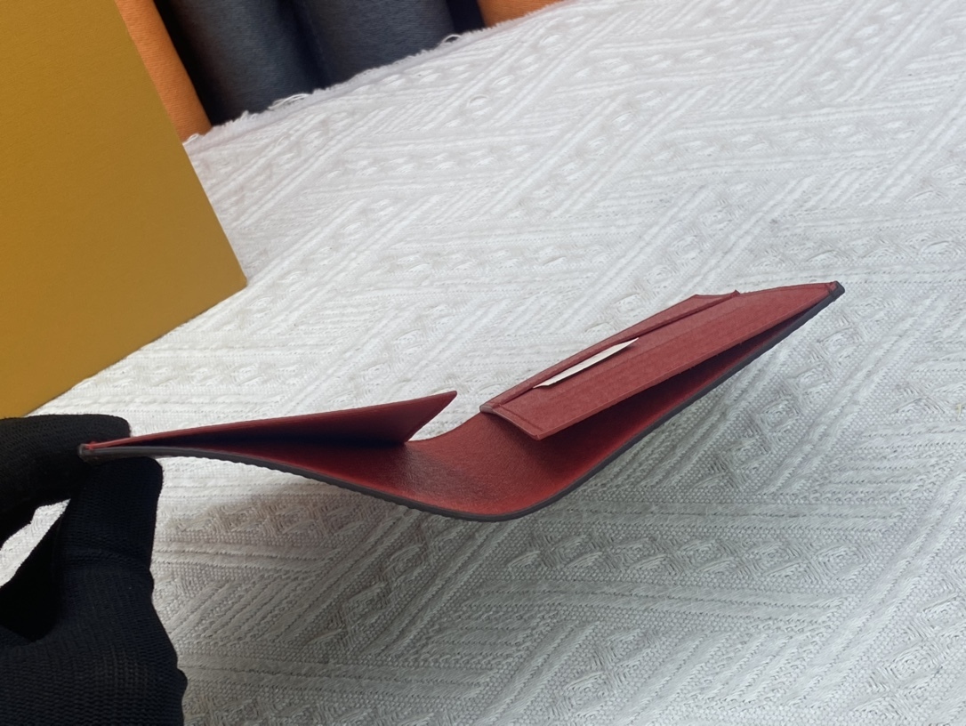 ルイ・ヴィトン パスポートカバー クーヴェルテュール･パスポール