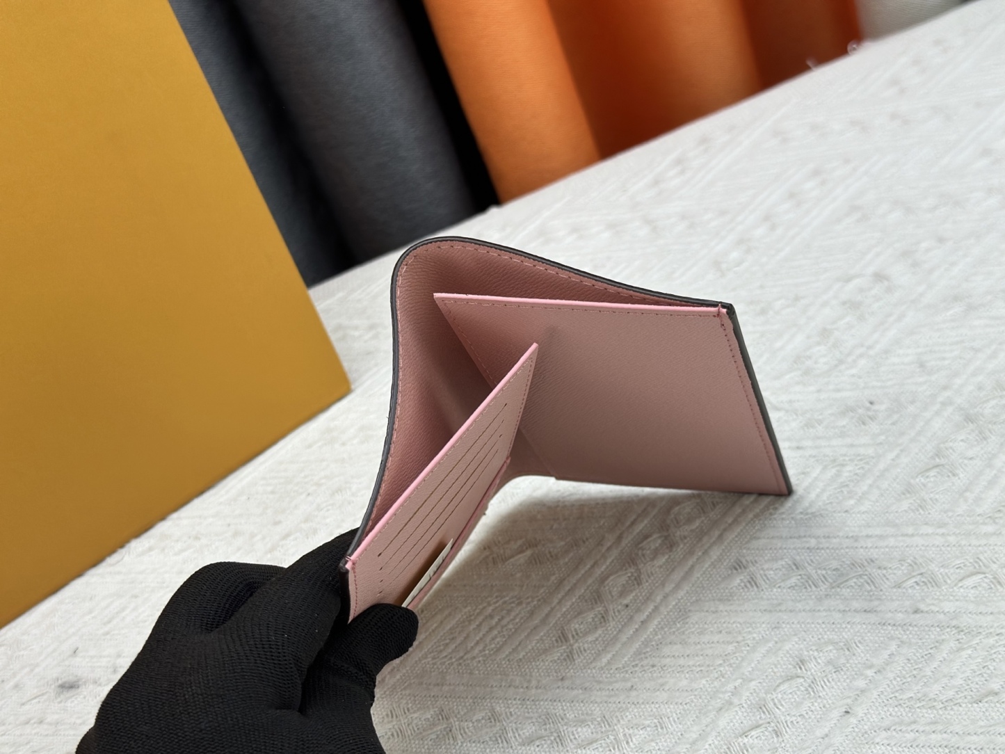 ルイ・ヴィトン パスポートカバー クーヴェルテュール･パスポール