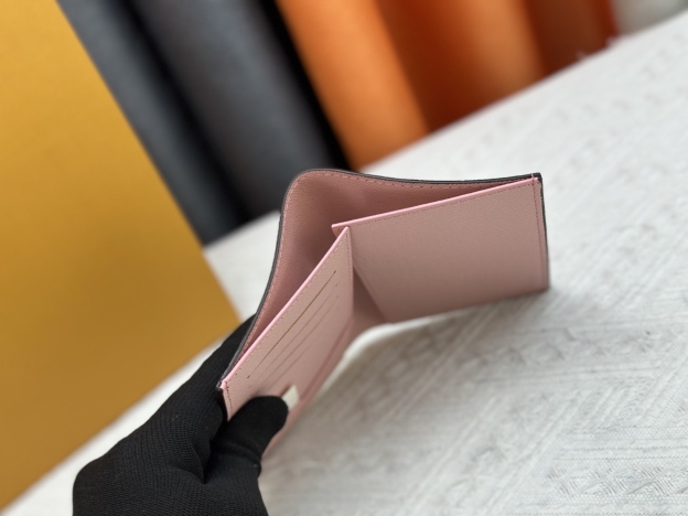 ルイ・ヴィトン パスポートカバー クーヴェルテュール･パスポール