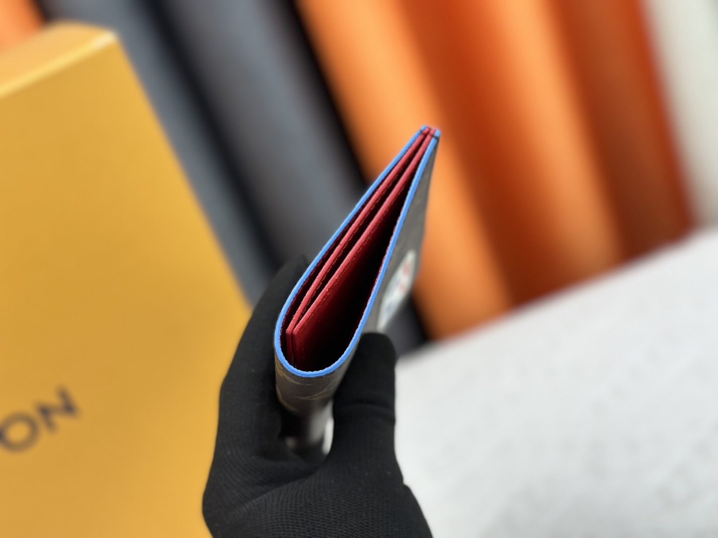 ルイ・ヴィトン パスポートカバー クーヴェルテュール･パスポール