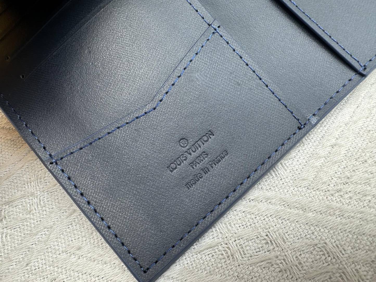 ルイ・ヴィトン パスポートカバー クーヴェルテュール･パスポール