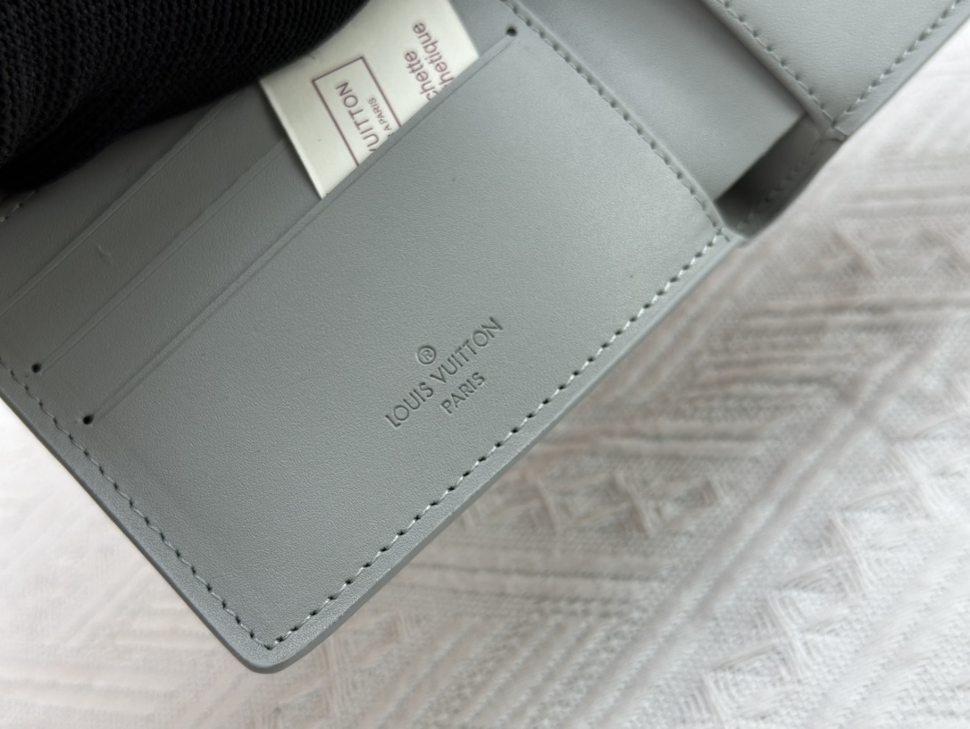ルイ・ヴィトン ポルトフォイユ･ミュルティプル