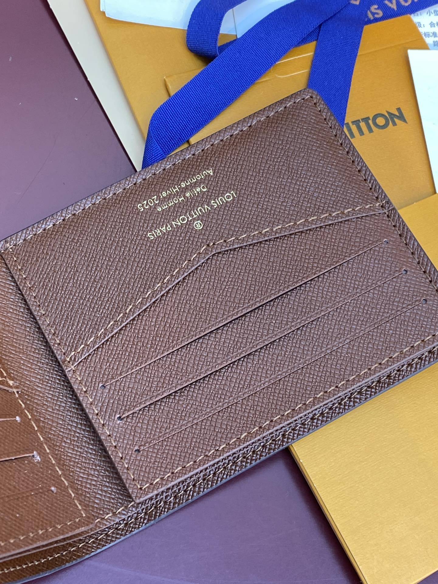 ルイ・ヴィトン ポルトフォイユ･ミュルティプル