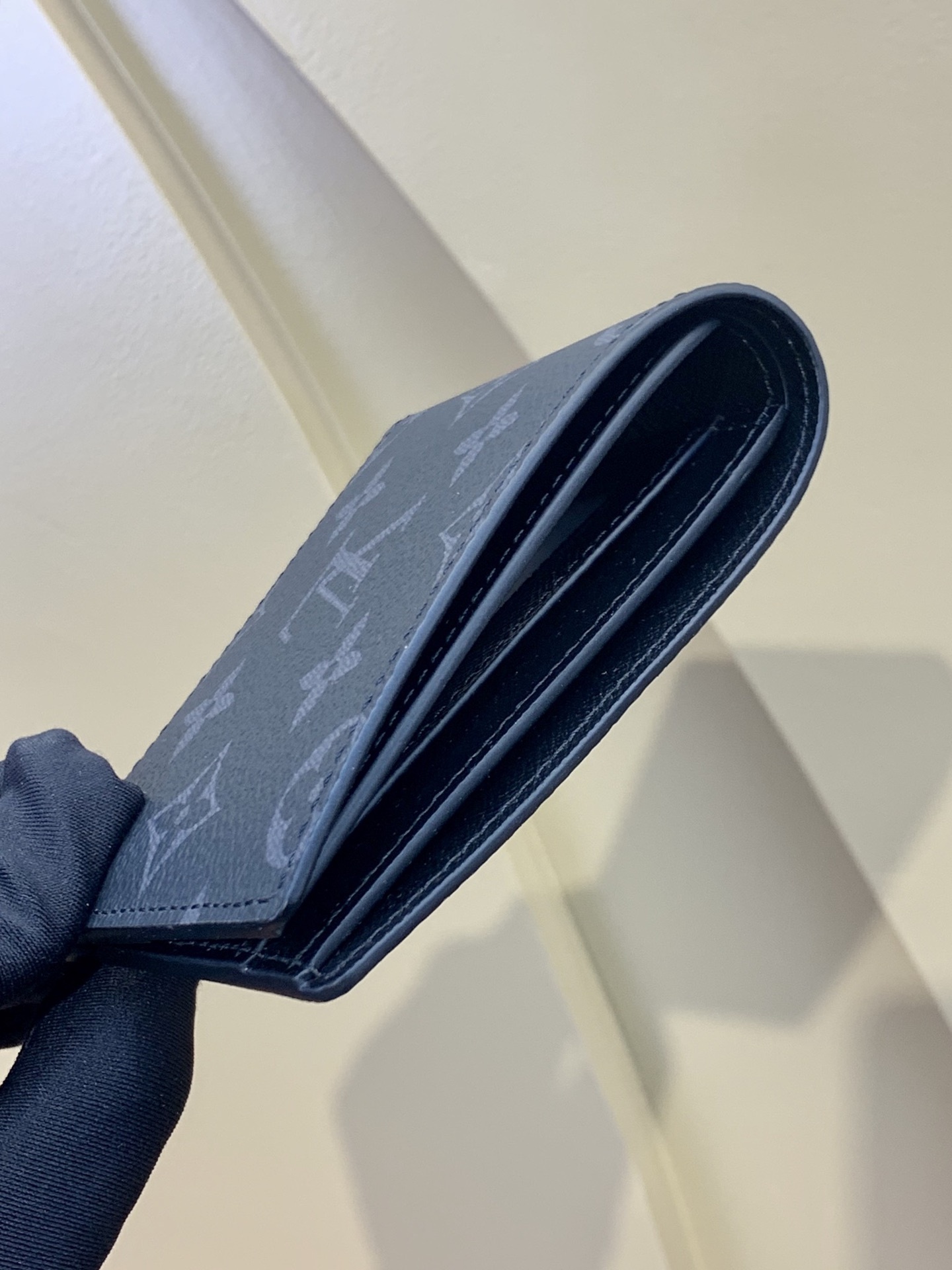 ルイ・ヴィトン ポルトフォイユ･スレンダー