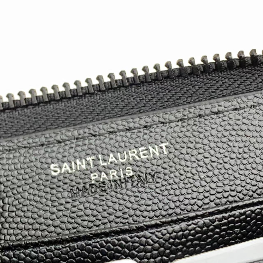 サンローラン「Saint Laurent」モノグラム・サンローラン フルジップウォレット（グレインパウダーテクスチャー キルティングレザー）
