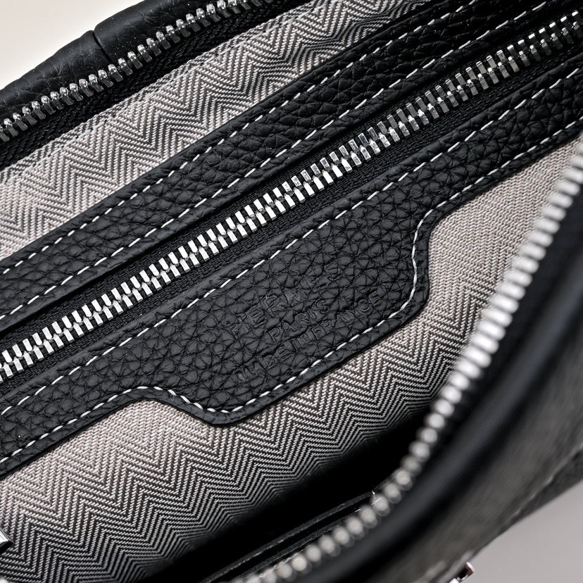 エルメス レザー クラッチバッグ