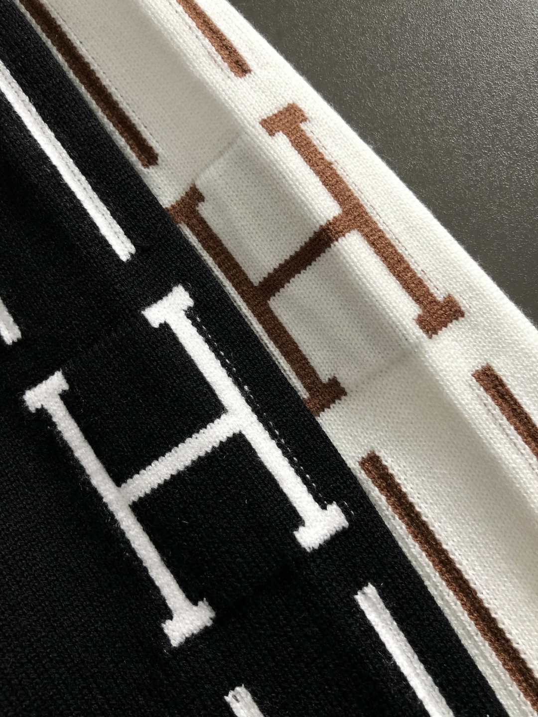 エルメス「Hermès」秋冬新作ラウンドネックスウェット