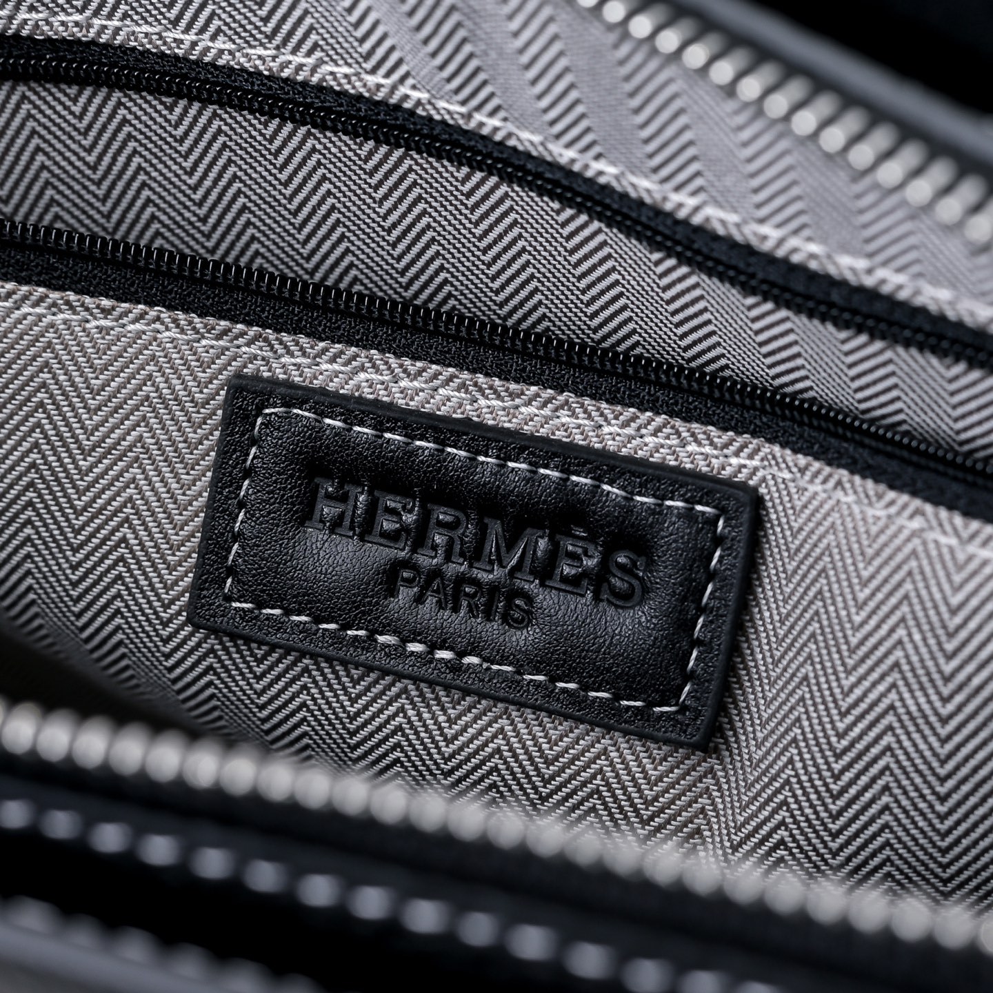 エルメス ジップ レザー クラッチバッグ