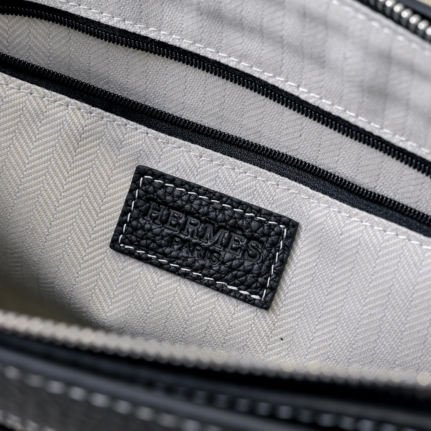 エルメス ジップ レザー クラッチバッグ