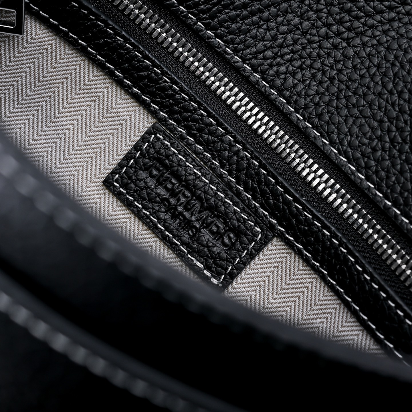 エルメス ジップ レザー クラッチバッグ