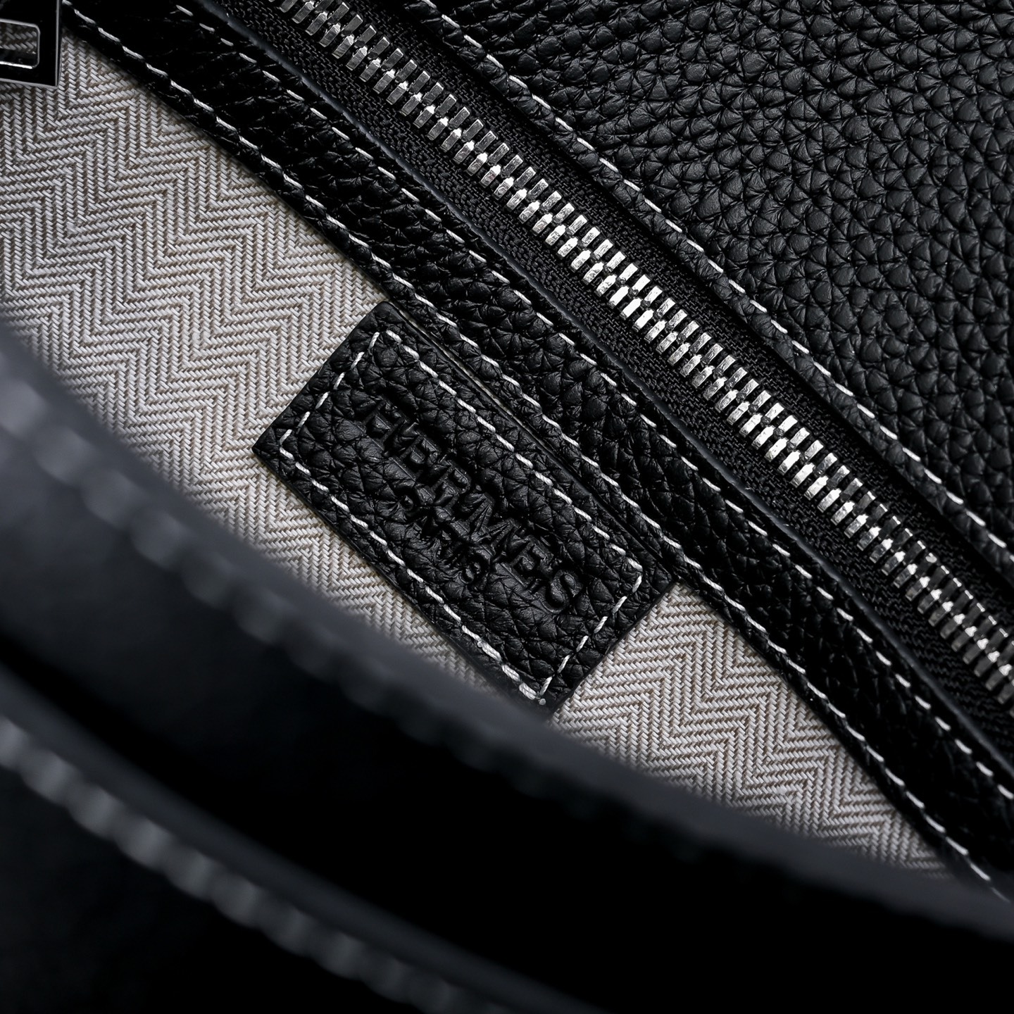 エルメス ジップ レザー クラッチバッグ