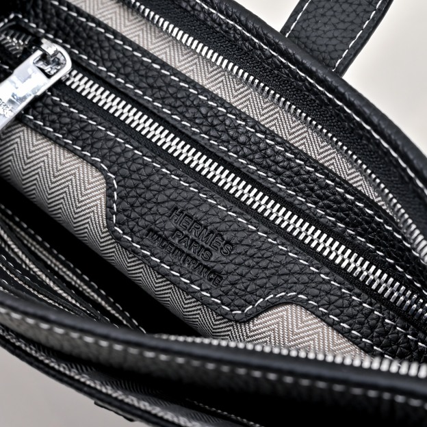 エルメス New H Passant ジップ クラッチバッグ