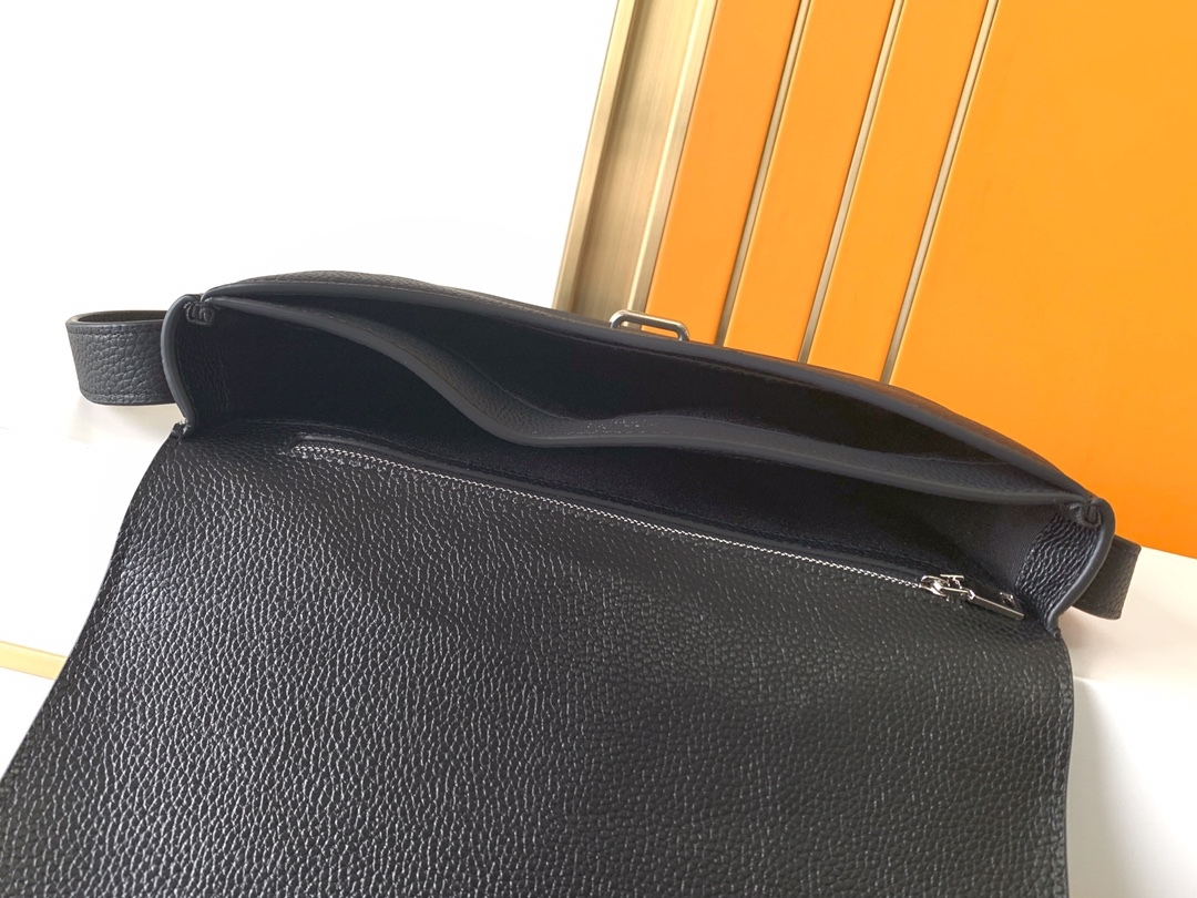 エルメス スティーブ ライト ジュニア メッセンジャーバッグ