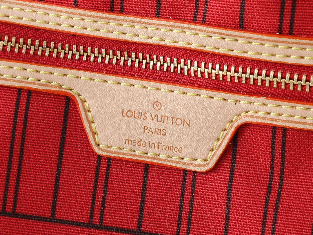 ルイ・ヴィトン ネヴァーフル･インサイドアウト MM バッグ「Neverfull Bag」