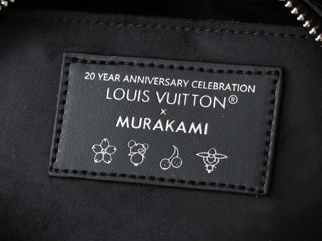 ルイ・ヴィトン LV x TM オンザゴー EW「OnTheGo Bag」