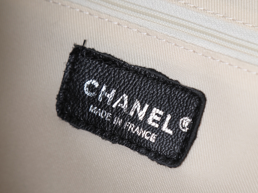 シャネル ラージ ショッピング バッグ「Shopping Bag」