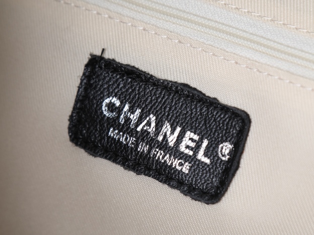 シャネル ラージ ショッピング バッグ「Shopping Bag」