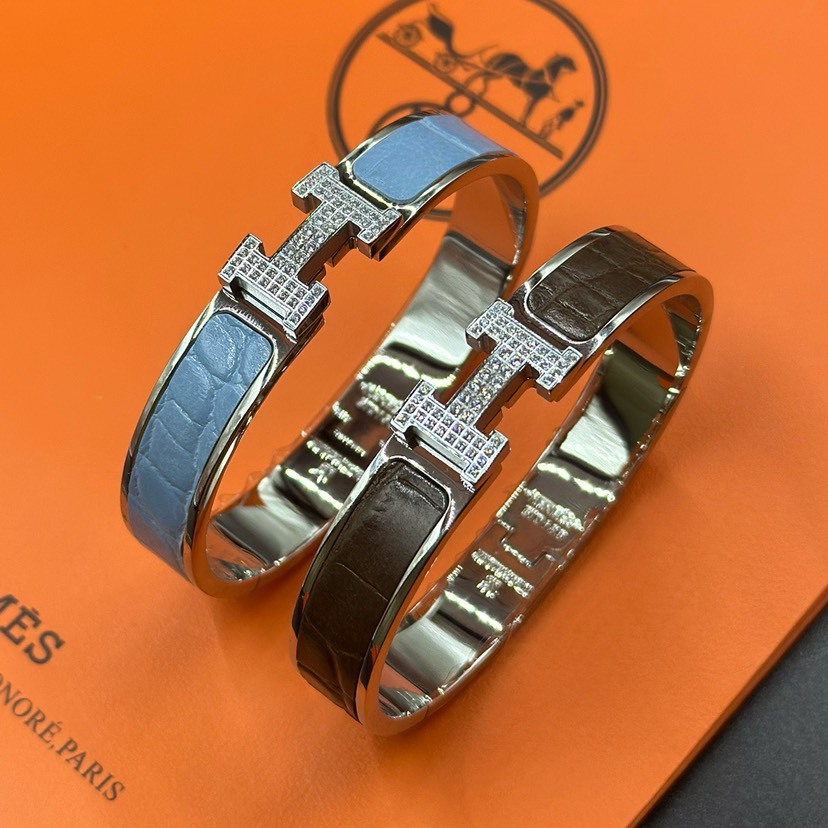 エルメス ブランドの象徴的なブレスレット