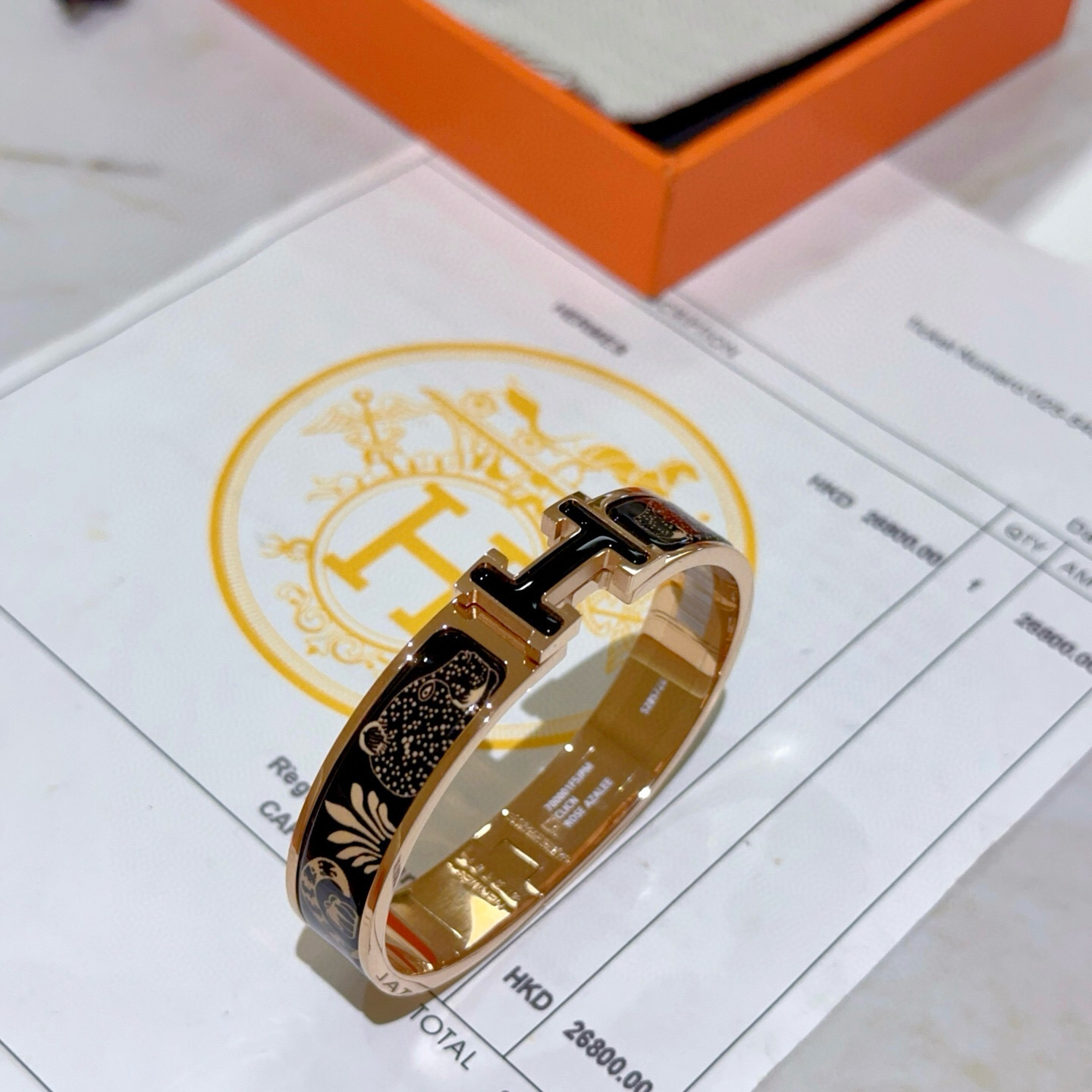 エルメス ブランドの象徴的なブレスレット