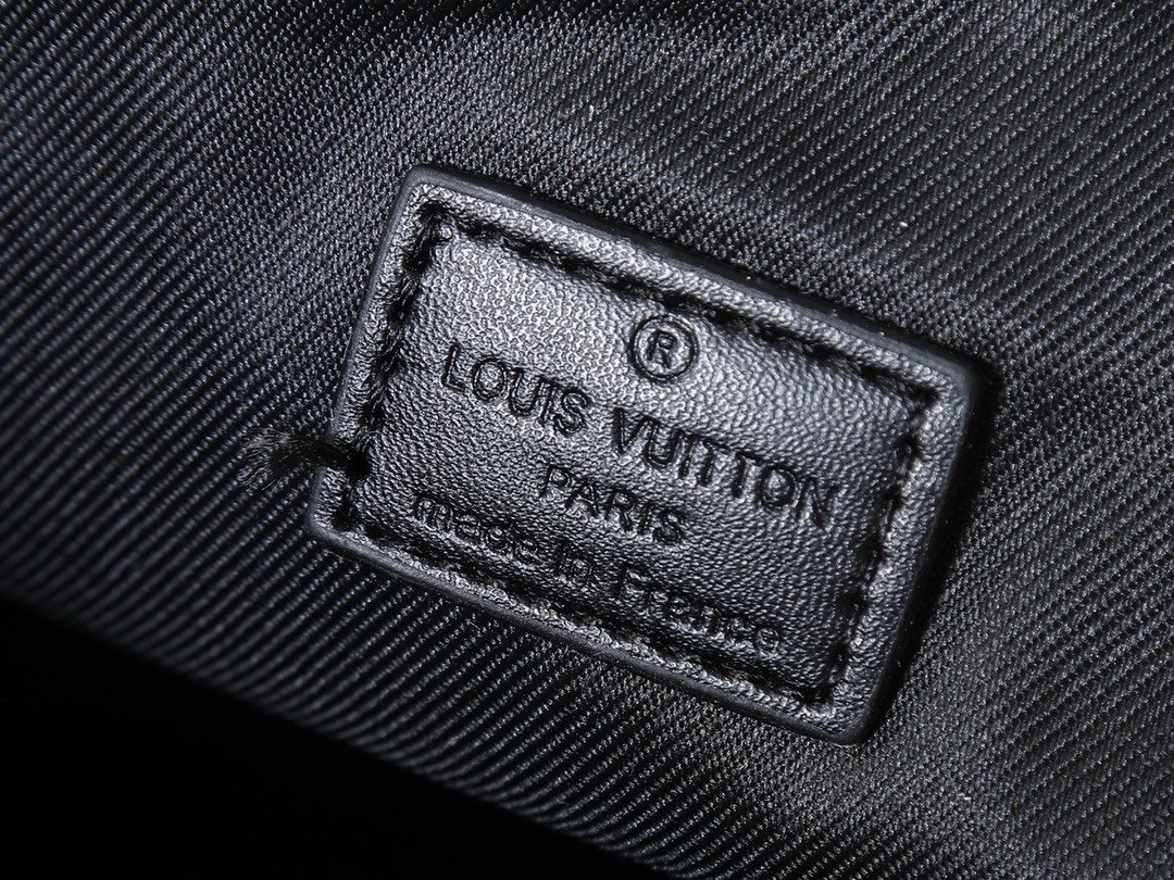 ルイ・ヴィトン サックプラ ホリゾンタル ジップ「Sac Plat」