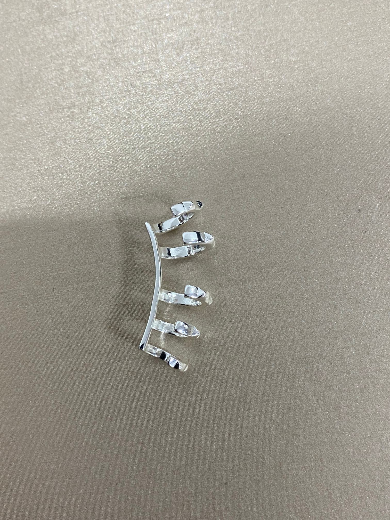 エルメス イヤリング、卓越した職人技の輝き