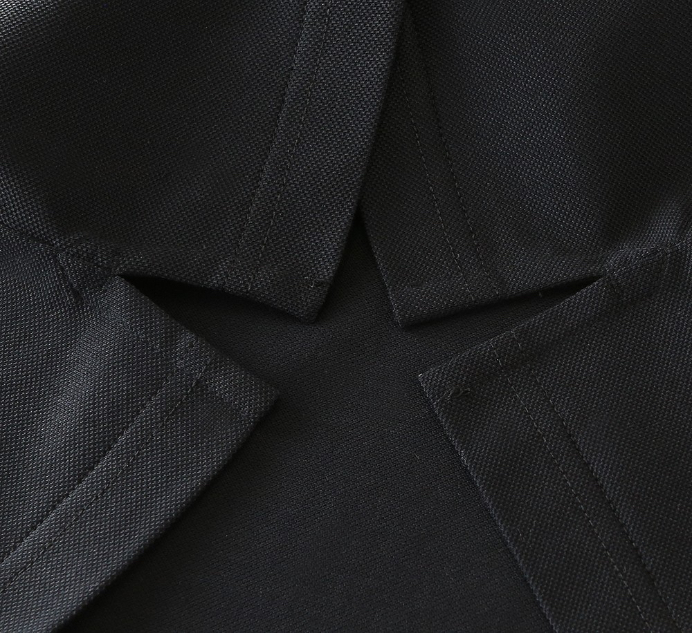 エルメス「Hermès」 春夏2026 刺繍コレクション Tシャツ