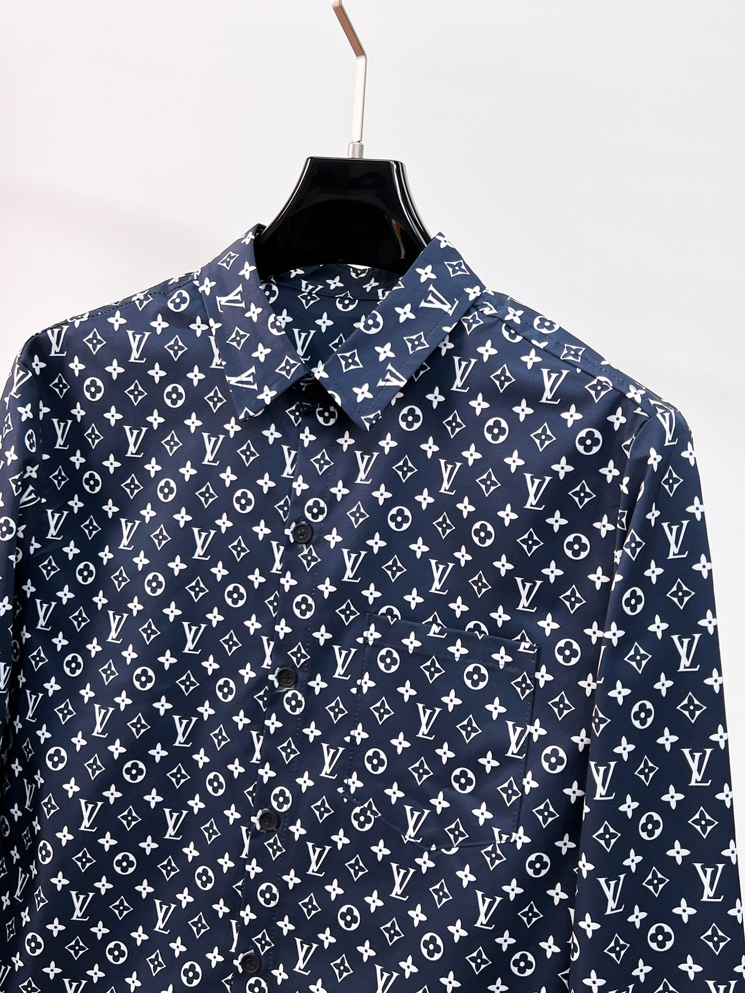 ルイ・ヴィトン「Louis Vuitton」2026 早春 コレクション シャツ