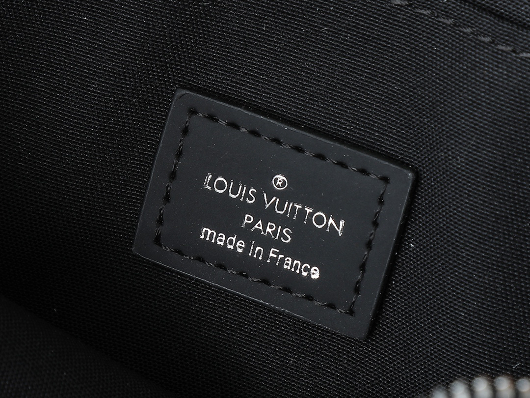 ルイ・ヴィトン ガストン･ウェアラブル･ウォレット「Gaston Wearable Wallet」