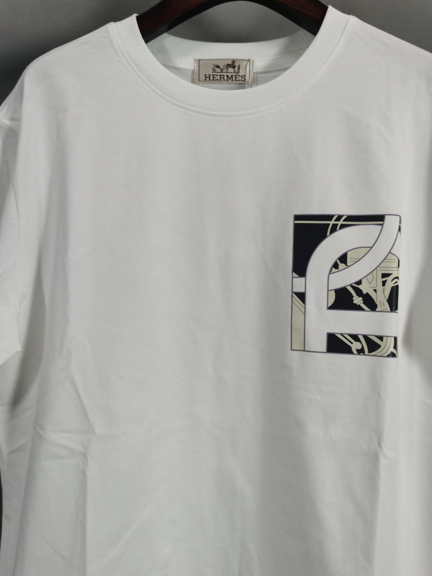 エルメス「Hermès」 クルーネックTシャツ 軽やかな着心地 春夏新作
