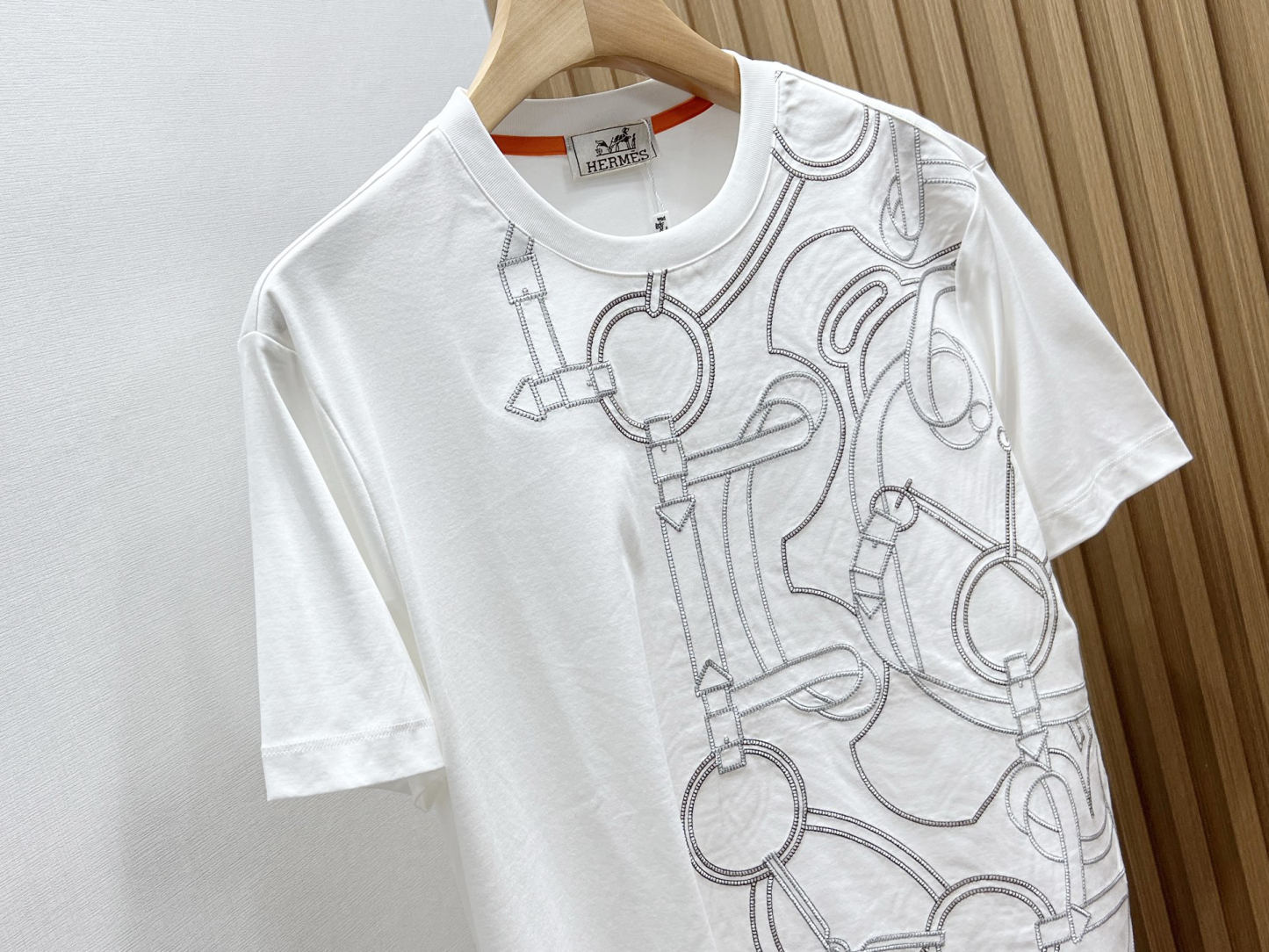 エルメス「Hermès」 クルーネックTシャツ 軽やかな着心地 春夏新作