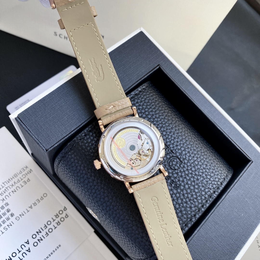 アイダブリューシー［IWC］万国柏濤フィーノカレンダー腕時計40MM