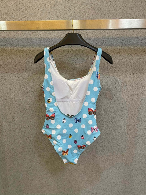 ヴェルサーチ「Versace」ワンピース水着「2025夏季限定・人気プレミアムスイム登場！」