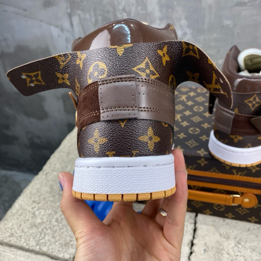 「コラボモデル」Louis Vuitton x Nike Air Jordan 1 High スニーカー