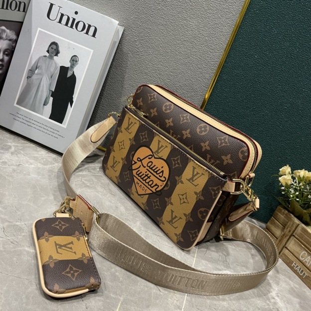 ルイ・ヴィトン「Louis Vuitton」新作 Trio メッセンジャーバッグ