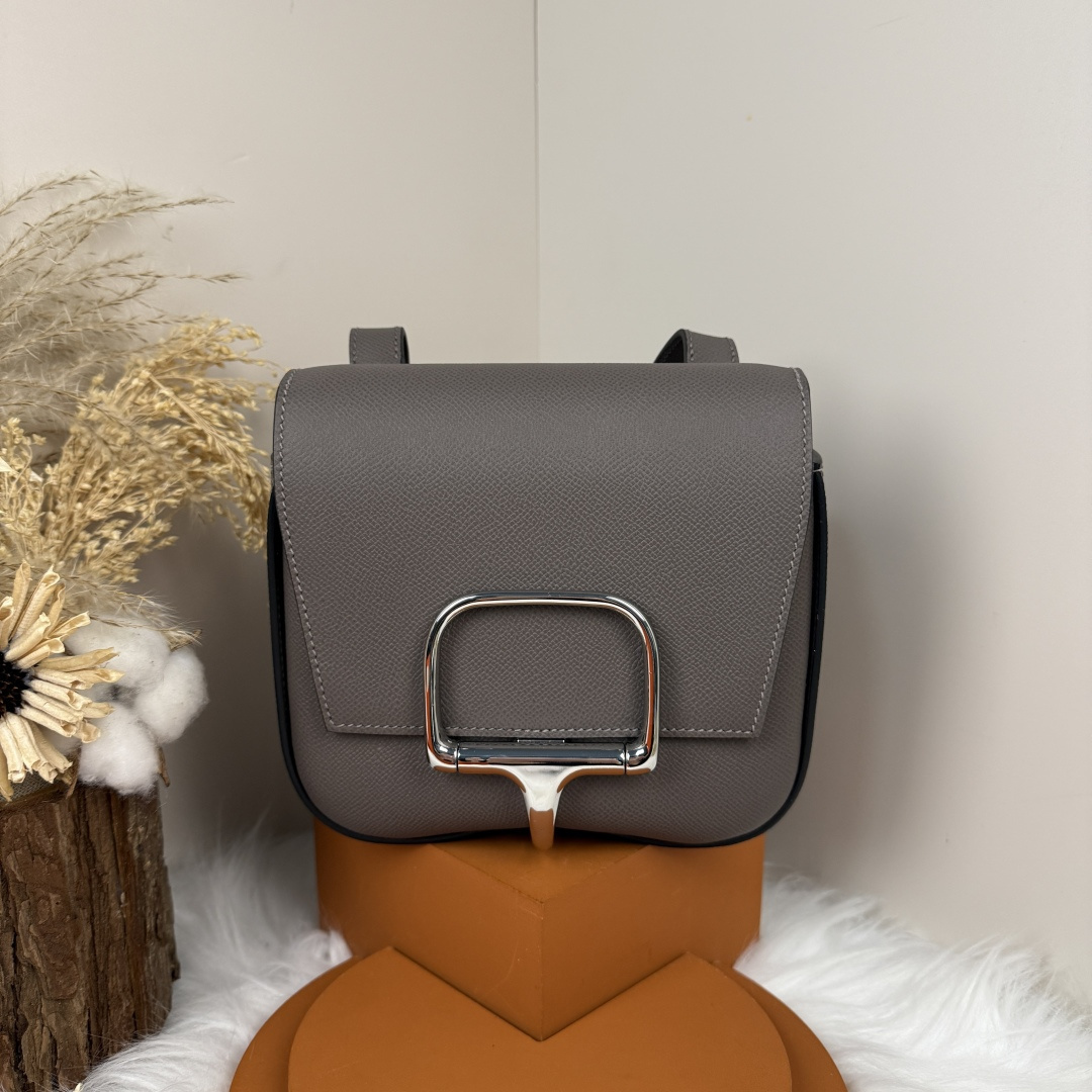 【厳選新入荷】エルメス Della Cavalleria Mini サドル金具クロスボディバッグ「乗馬モチーフ本革ショルダー」