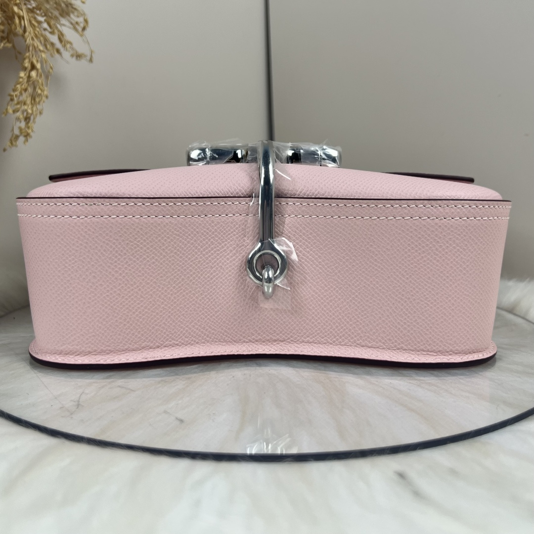 【厳選新入荷】エルメス Della Cavalleria Elan サドル金具クロスボディバッグ「乗馬モチーフ本革ショルダー」