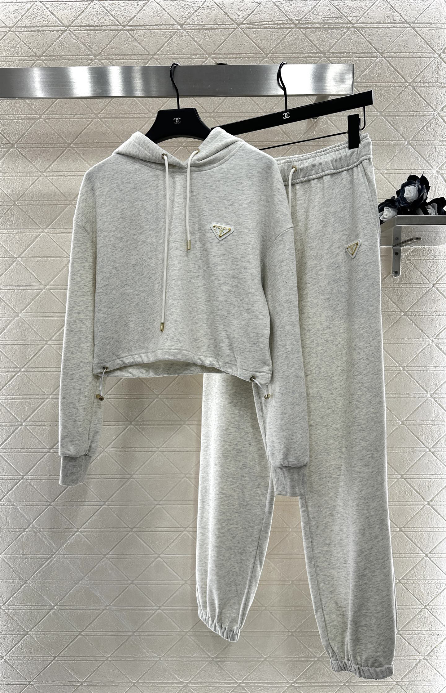 プラダ「Prada」レディース カジュアルスポーツセット