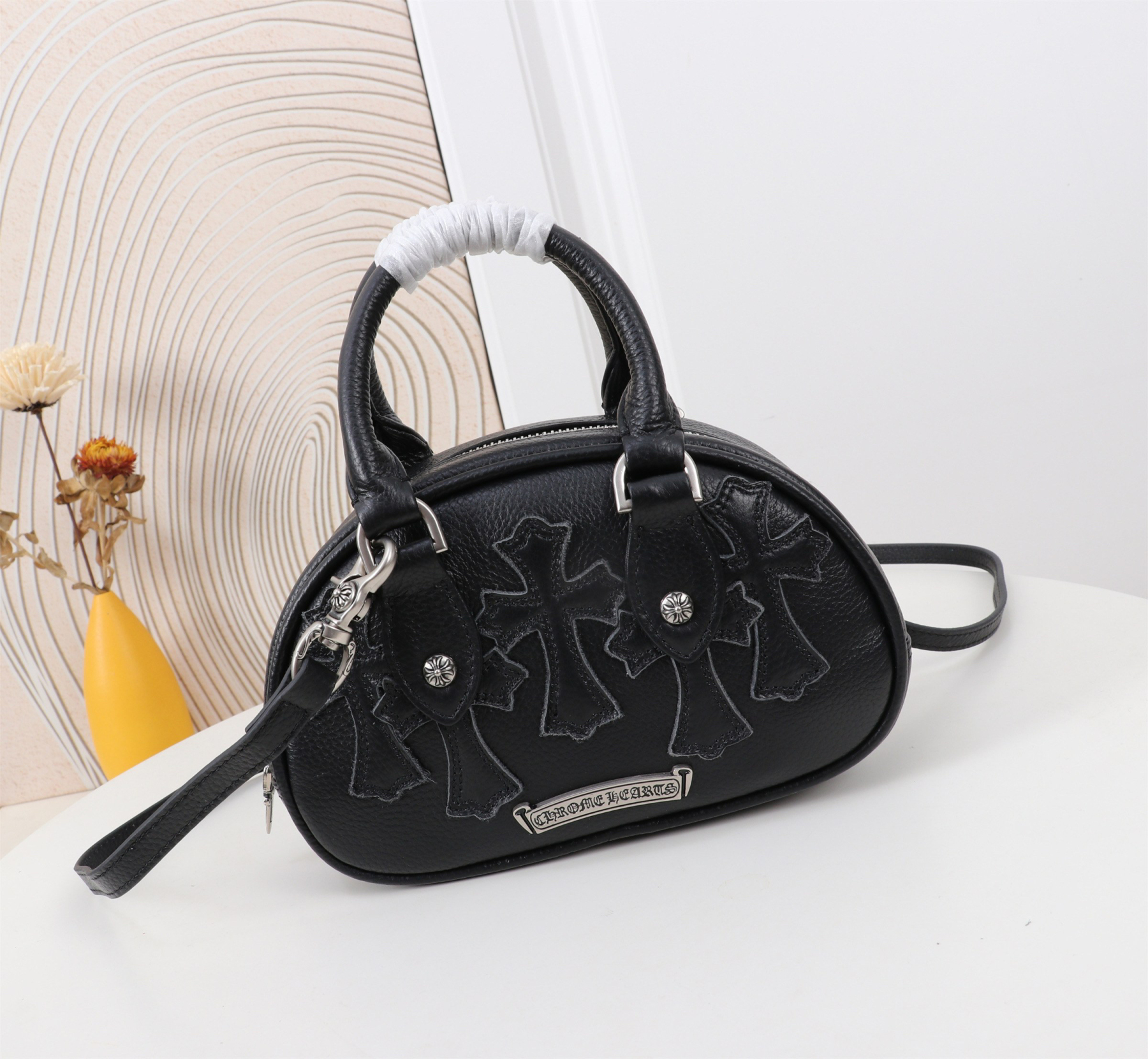 クロムハーツ「Chrome Hearts」ミニハンドバッグ
