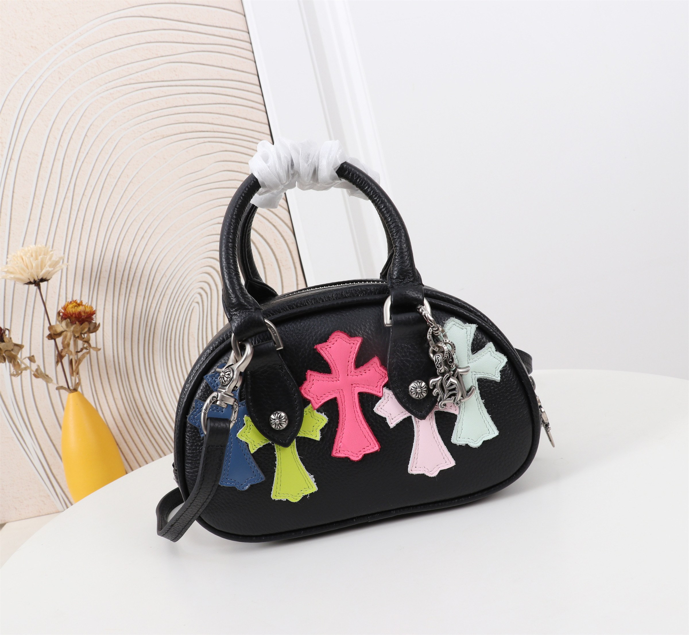 クロムハーツ「Chrome Hearts」ミニハンドバッグ