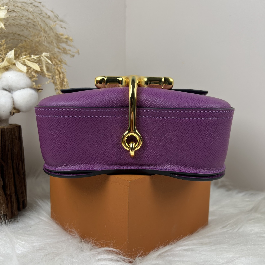 【厳選新入荷】エルメス Della Cavalleria Mini サドル金具クロスボディバッグ「乗馬モチーフ本革ショルダー」