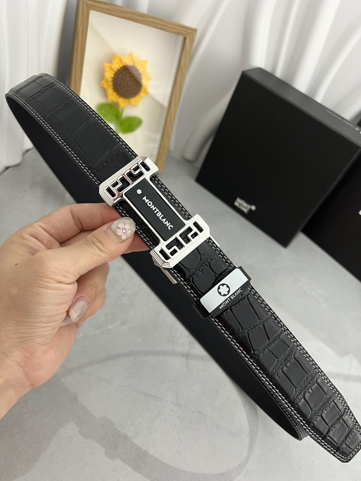 【厳選在庫】Montblanc ビジネスマン正装ベルト「全長約 100cm」