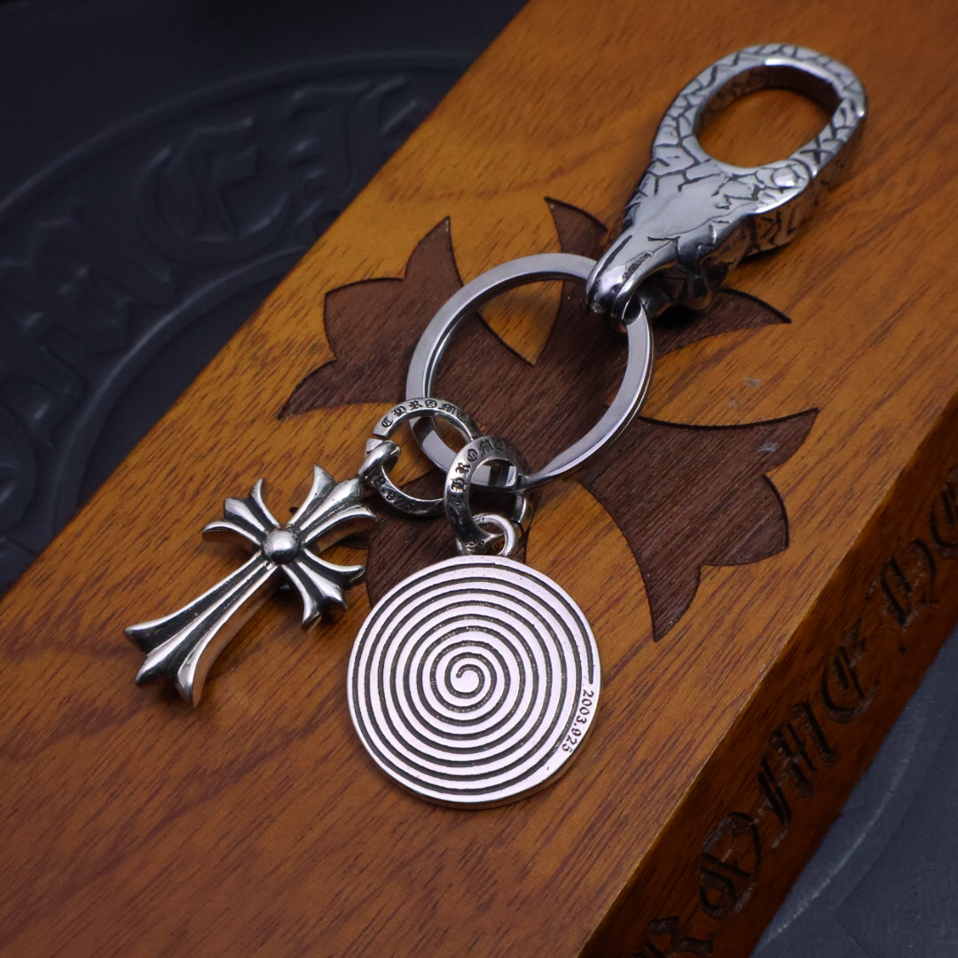 クロムハーツ「Chrome Hearts」キーホルダー＆バッグチャーム - トレンドシンボル