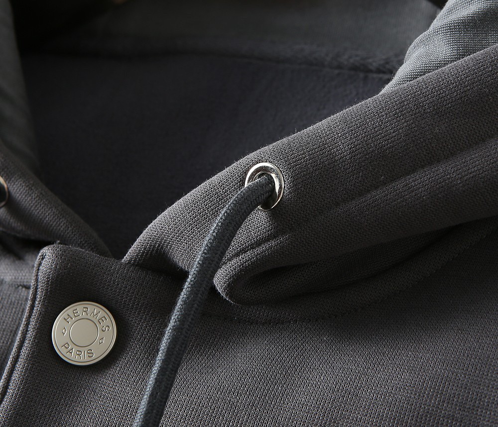 エルメス「Hermès」Empreintes sellier cuir 新型フード付きスウェットシャツ