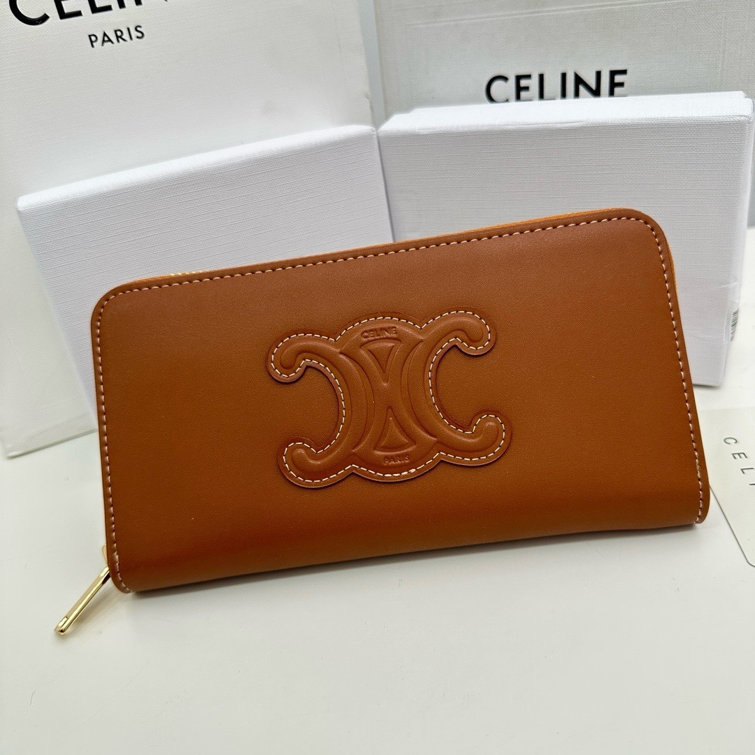 セリーヌ「Celine」ラージ ジップウォレット キュイル トリオンフ / スムースカーフスキン