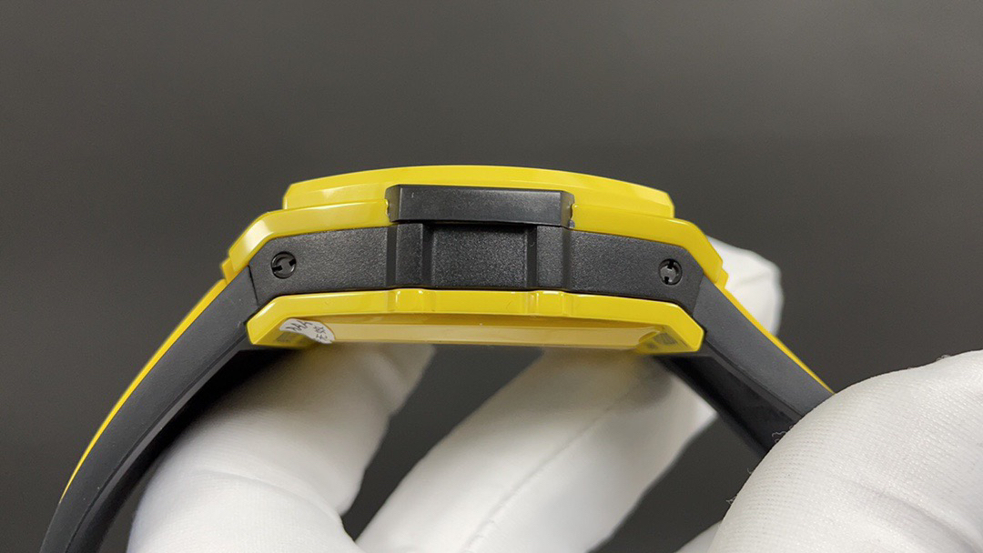 ウブロ［Hublot］ ビッグバン ソウル イエローマジック メンズウォッチ