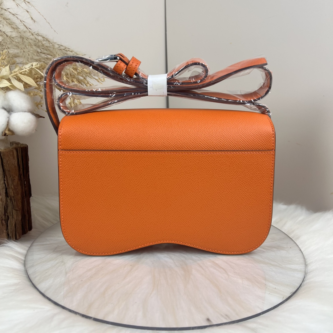 【厳選新入荷】エルメス Della Cavalleria Elan サドル金具クロスボディバッグ「乗馬モチーフ本革ショルダー」