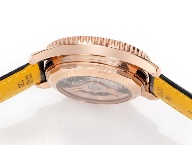 ブライトリング「Breitling」ナビタイマー B01 クロノグラフ 腕時計 43MM