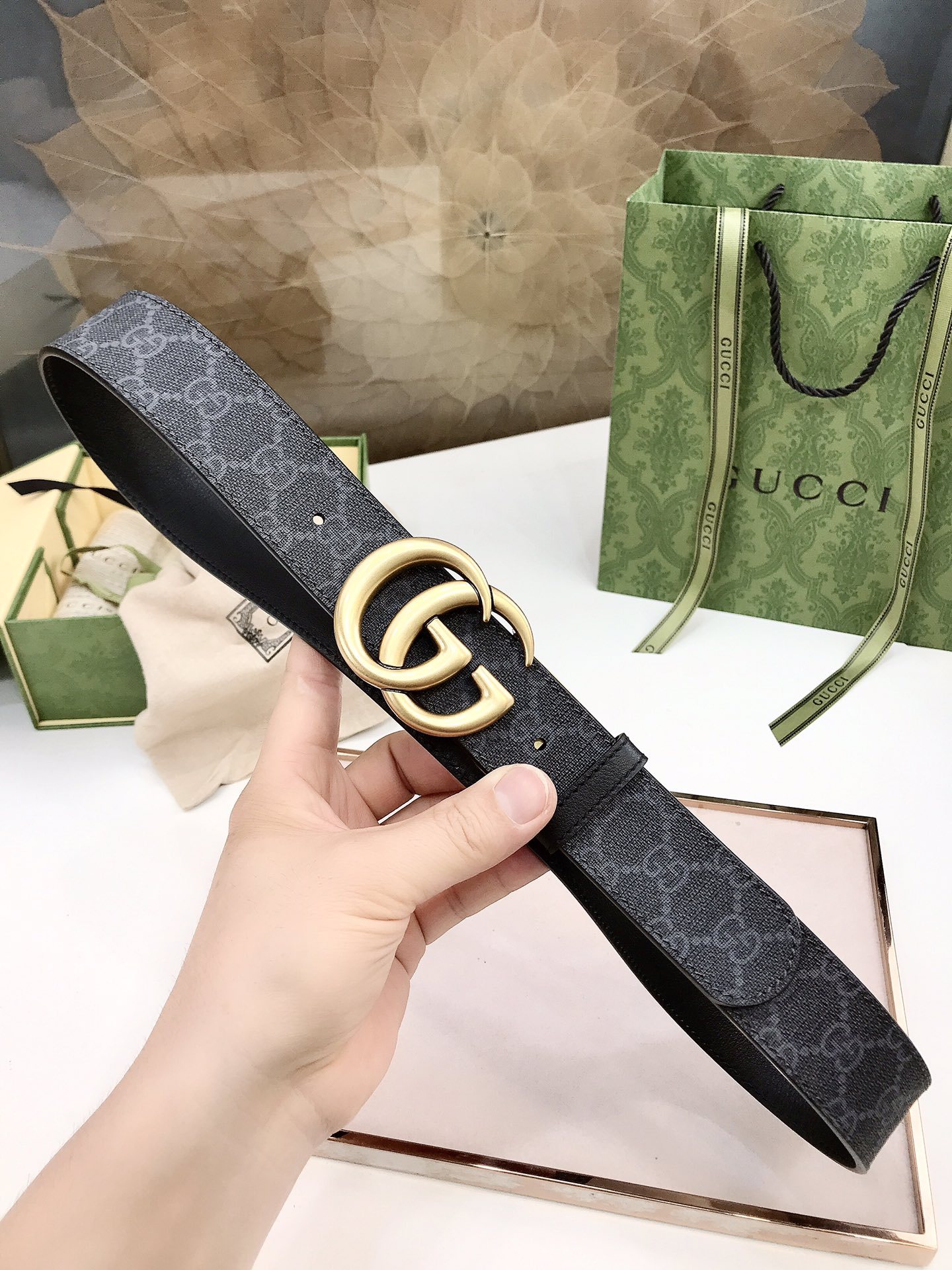 【在庫新登場】Gucci イタリアンテイストベルト「全長約 100cm」