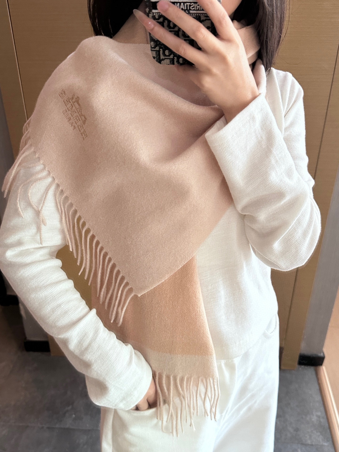 【定番人気】エルメス 秋冬新作ファッションアイテム マフラー